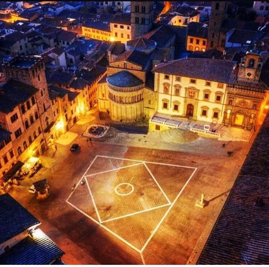 La Torre Di Borgunto - Piazza Grande Daire Arezzo Dış mekan fotoğraf